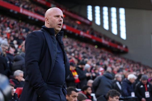 浙江股票配资 英媒：若无缘欧冠资格斯洛特帅位难保；对手都看不懂红军去年砸钱